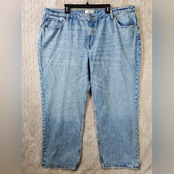 Abercrombie & Fitch Curve Love Loose Jeans Womens 24 37" Light Wash High Rise - Picture 1 of 10
